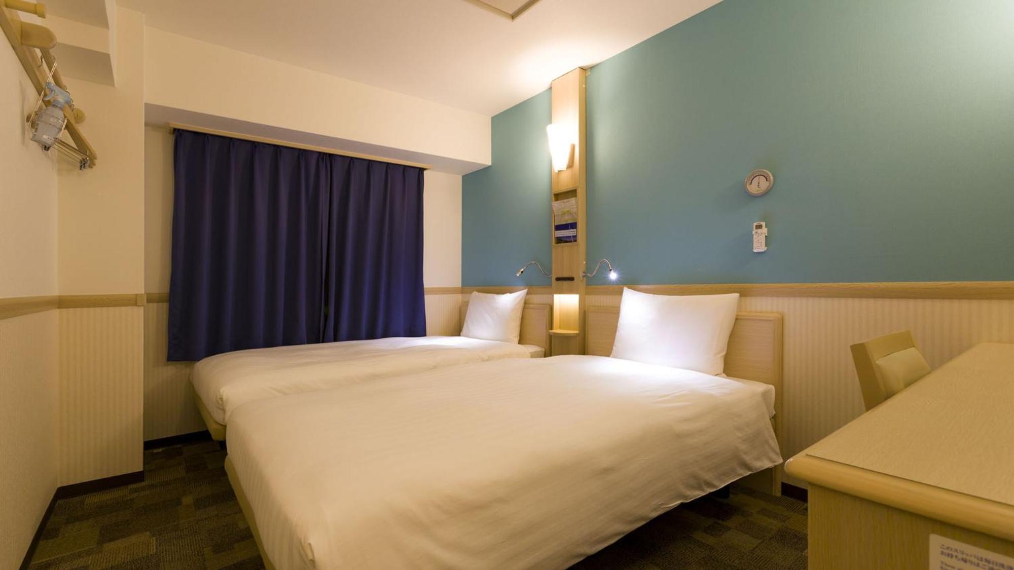 Toyoko Inn Saitama Misato Ekimae Værelse billede